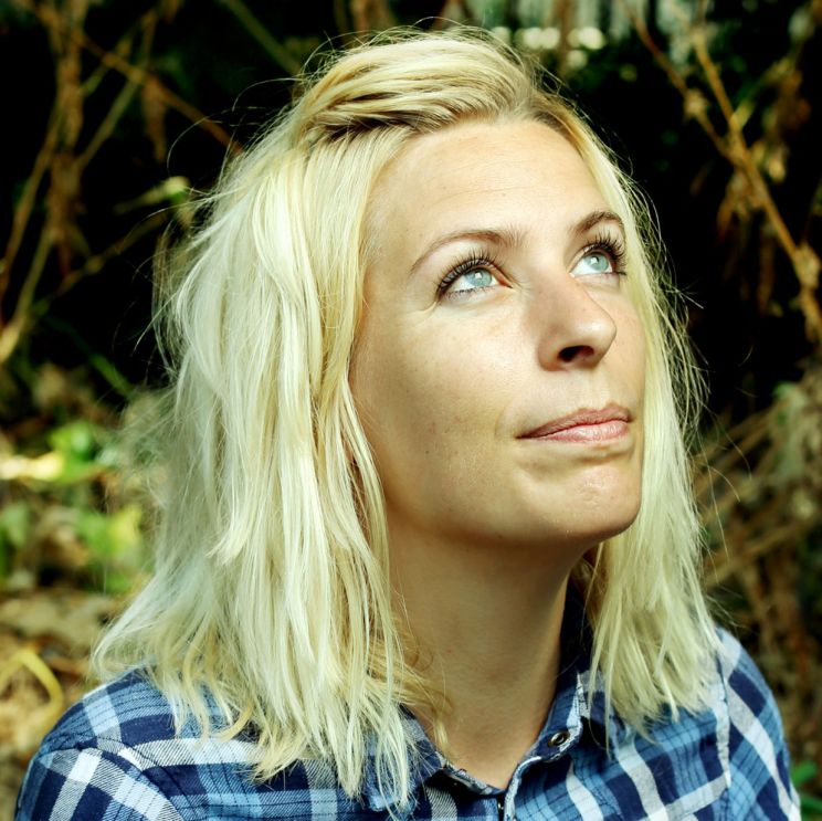 Sara Pascoe