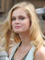 Sara Paxton