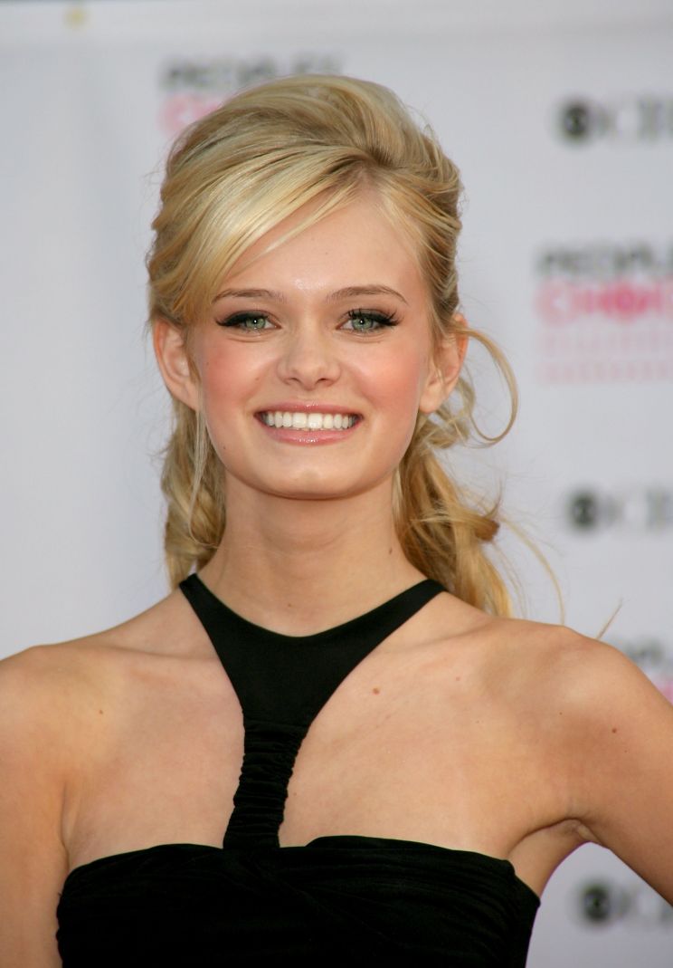 Sara Paxton