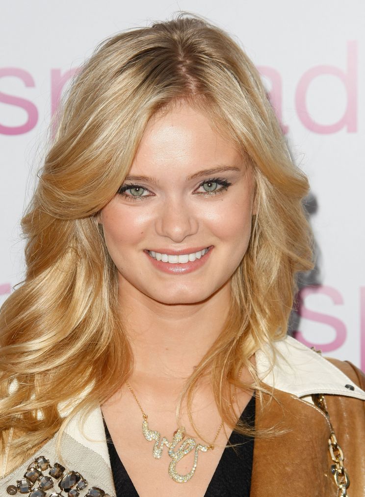 Sara Paxton