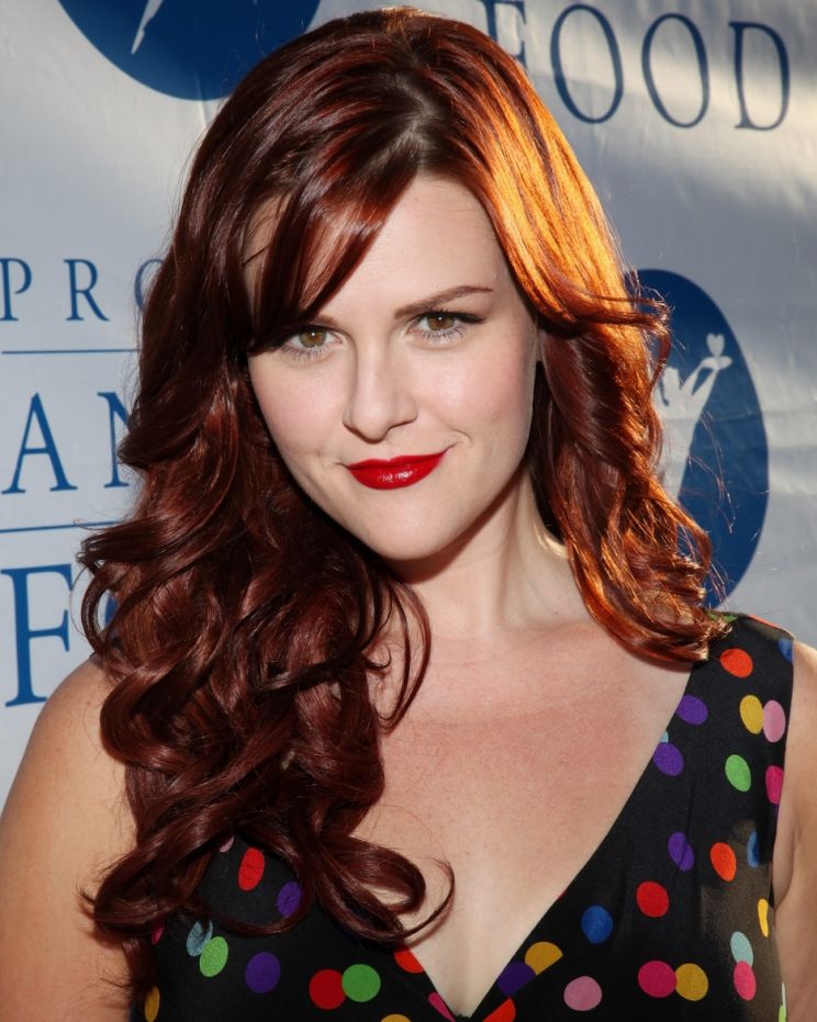Sara Rue