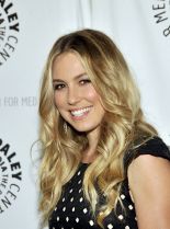 Sarah Carter #165831 picture (Portrait Medium)