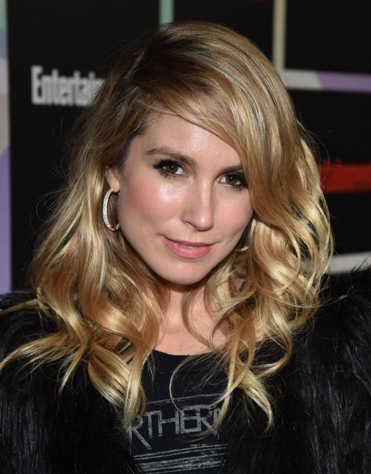 Sarah Carter