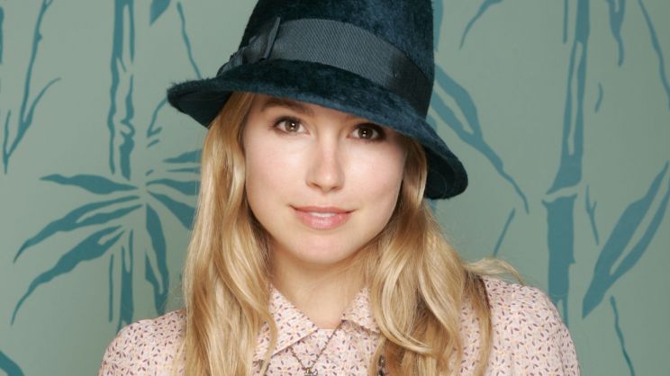 Sarah Carter