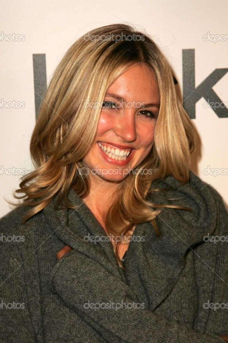 Sarah Carter