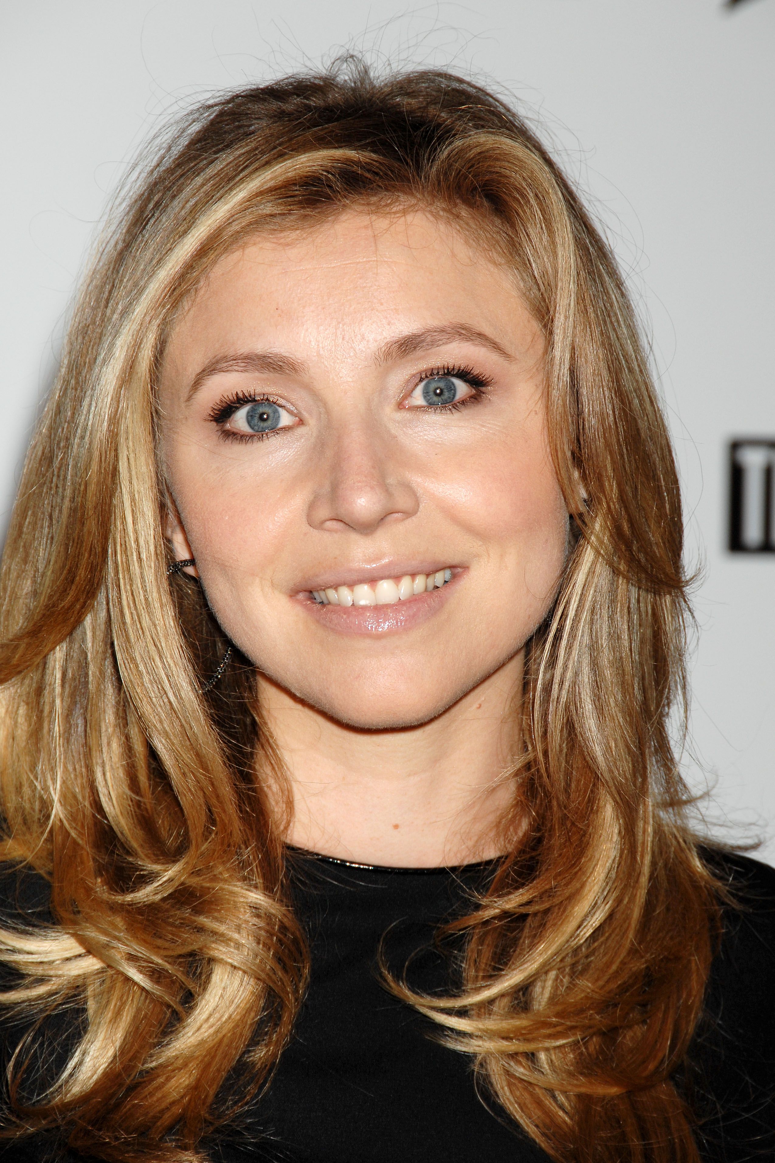 Pictures of Sarah Chalke