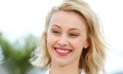 Sarah Gadon