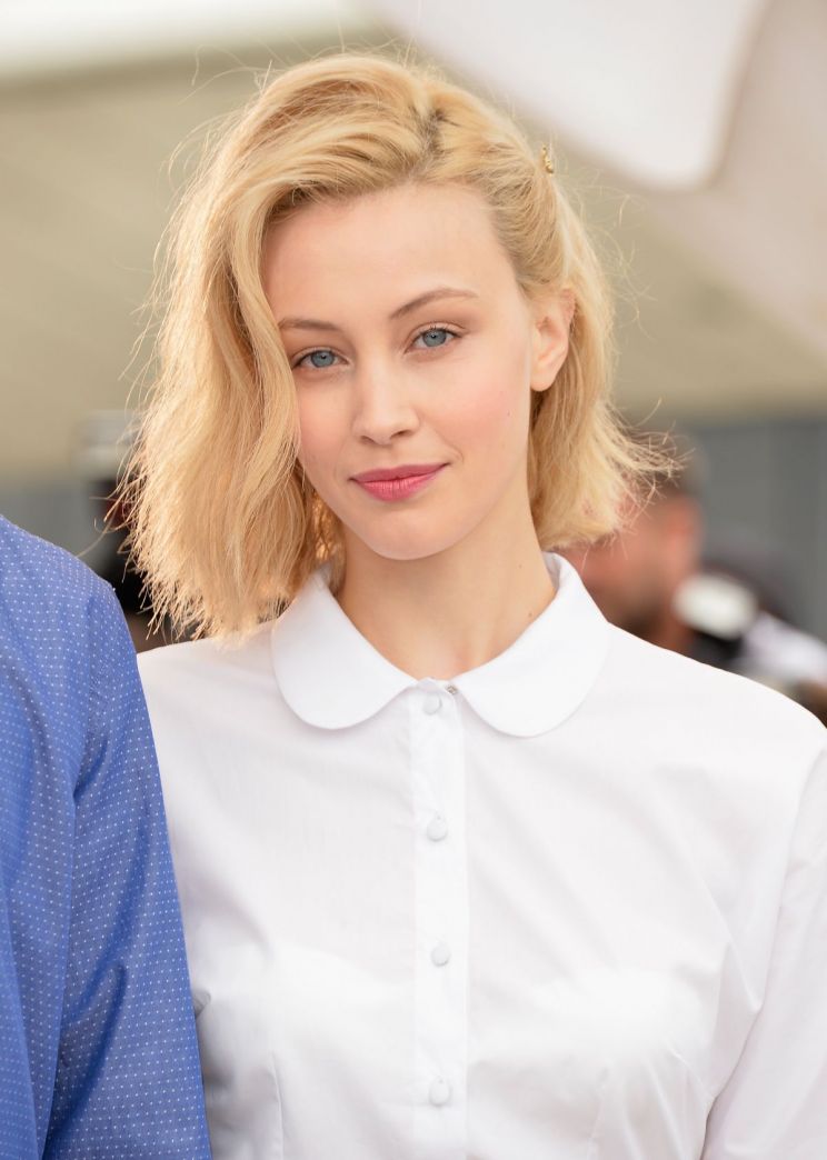 Sarah Gadon