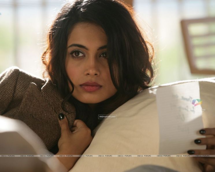 Sarah-Jane Dias