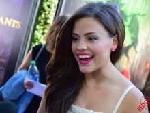 Sarah Jeffery