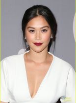 Sarah Jeffery photo