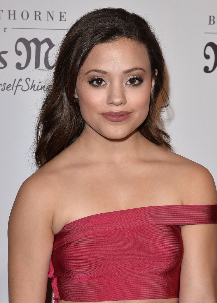 Sarah Jeffery