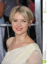 Sarah Jones photo