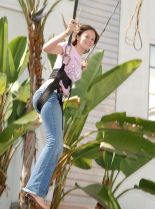 Sarah Ramos #294779 picture (Portrait Medium)