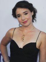 Sarah Steele