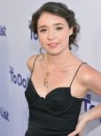 Sarah Steele