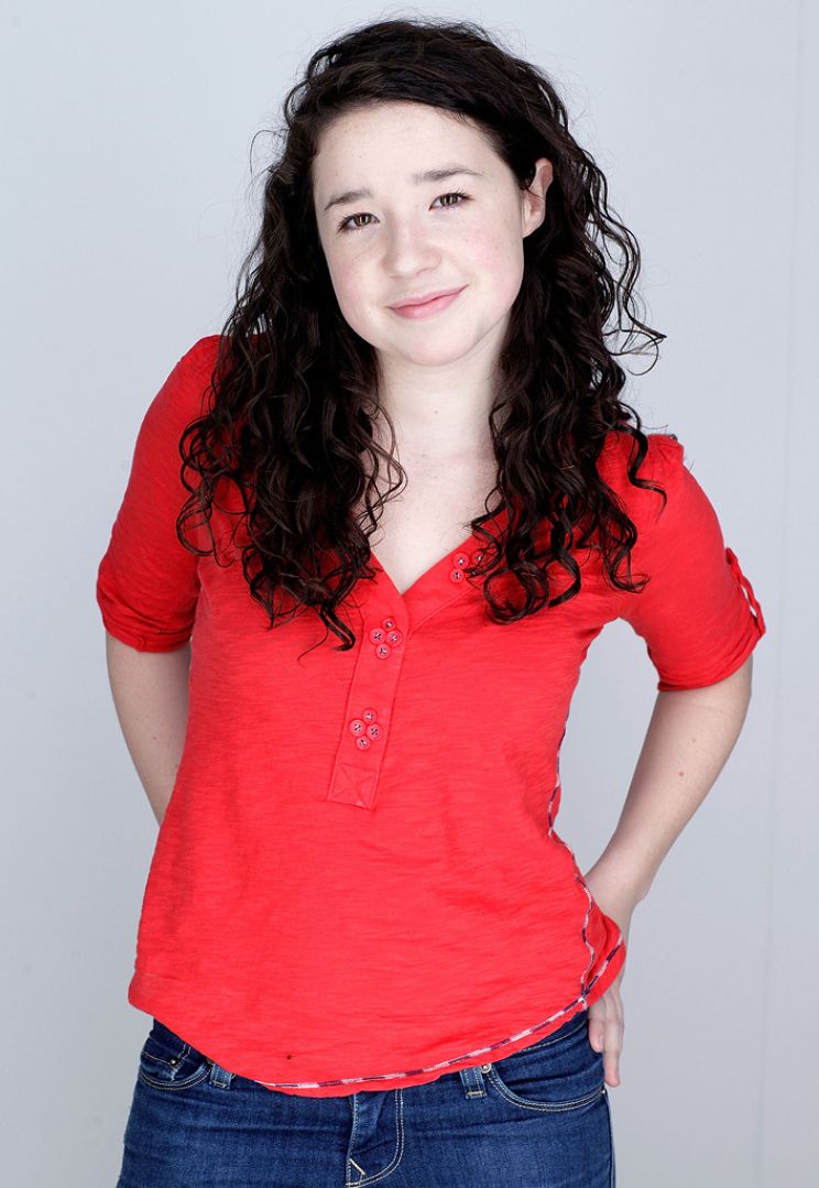 Sarah Steele