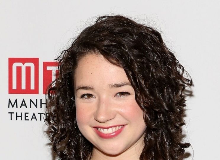 Sarah Steele