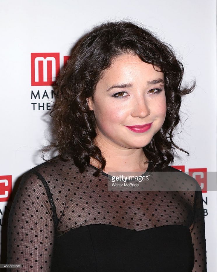 Sarah Steele