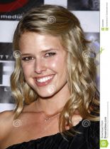 Sarah Wright #213847 picture (Portrait Medium)