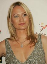 Sarah Wynter