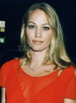 Sarah Wynter