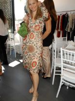 Sarah Wynter photo