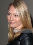 Sarah Wynter