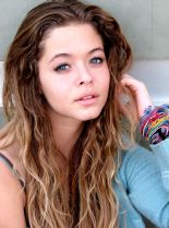 Sasha Pieterse photo