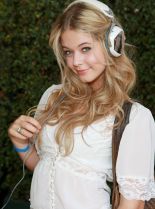Sasha Pieterse photo