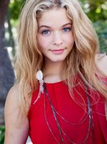 Sasha Pieterse photo