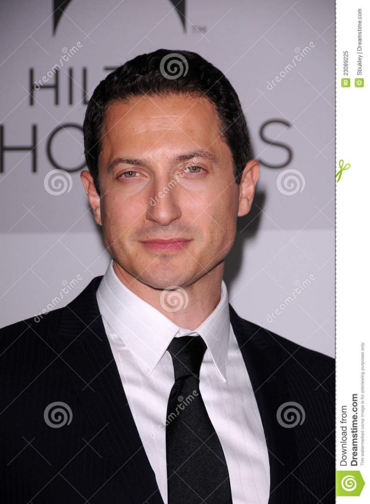 Sasha Roiz