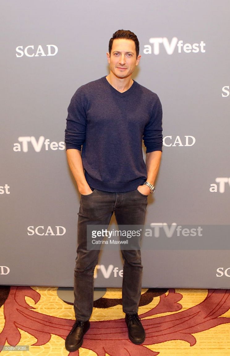 Sasha Roiz