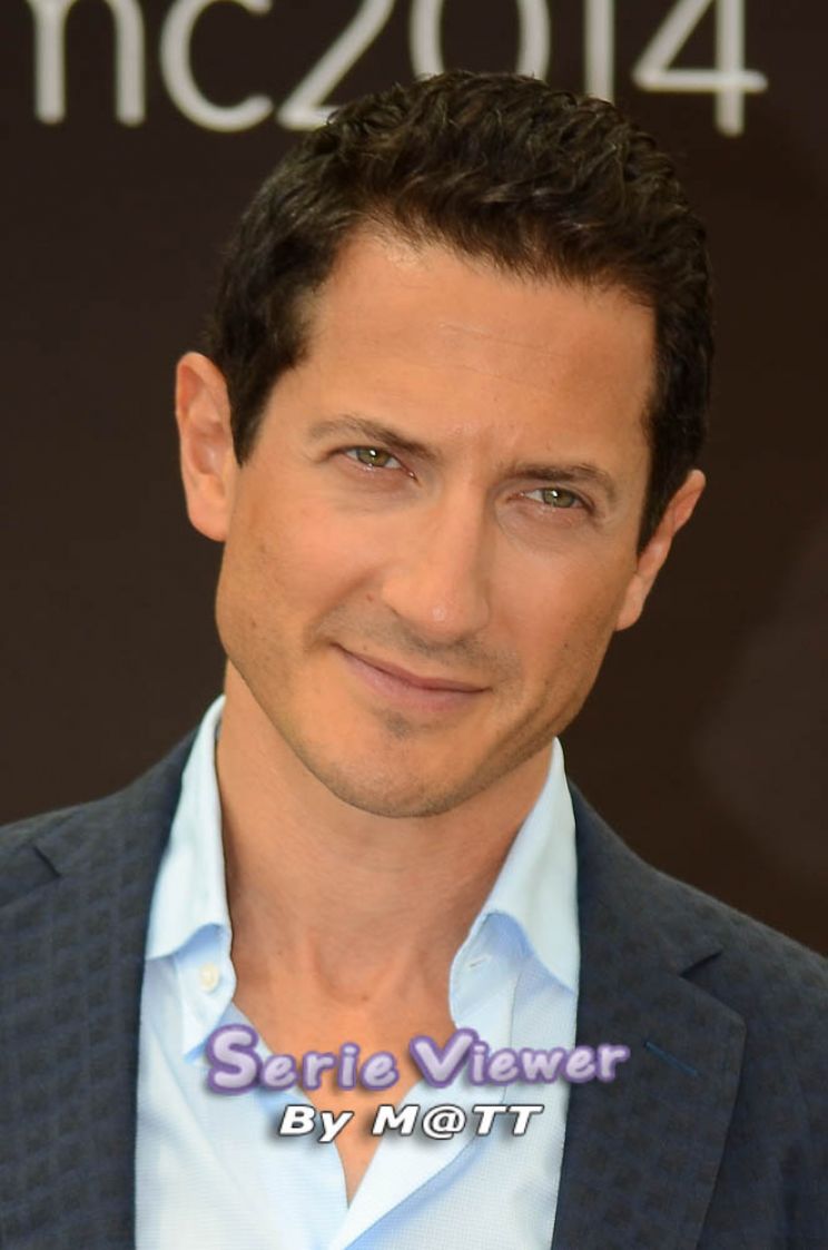 Sasha Roiz