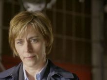 Saskia Reeves