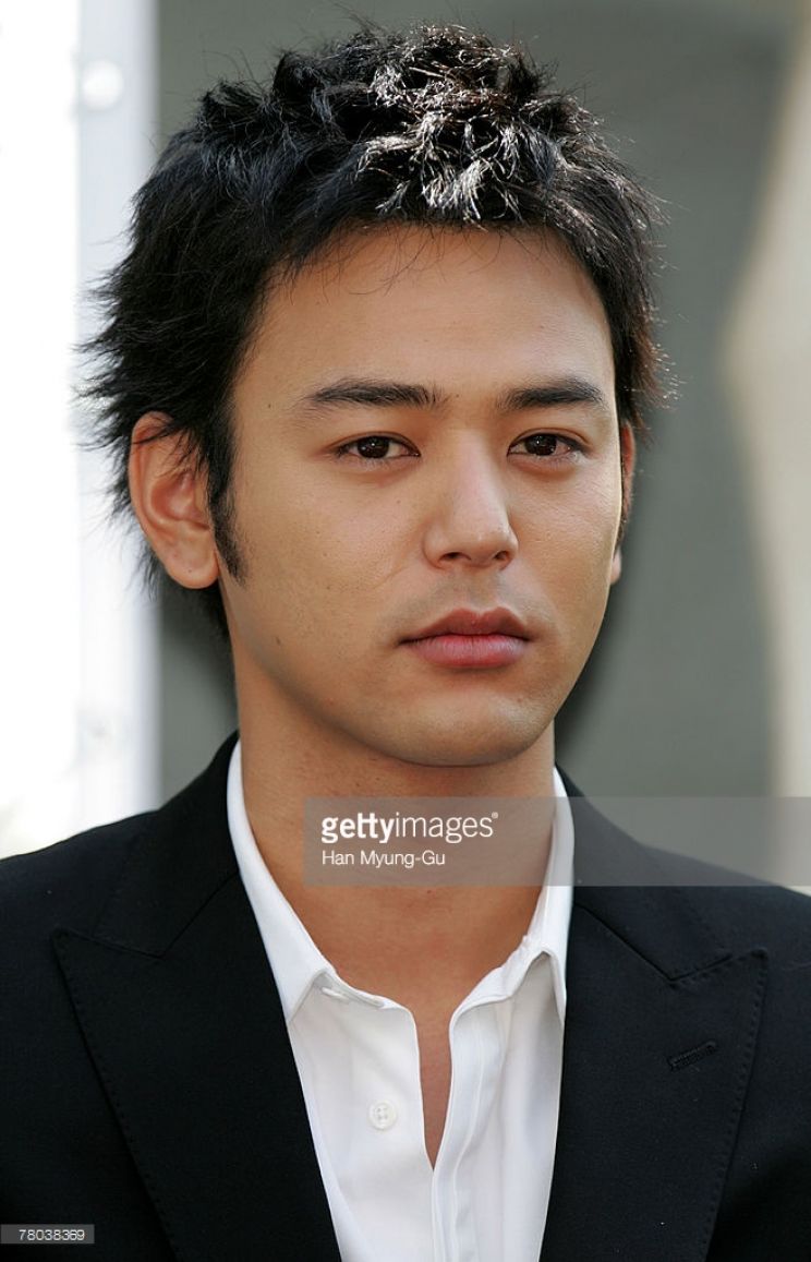 Satoshi Tsumabuki