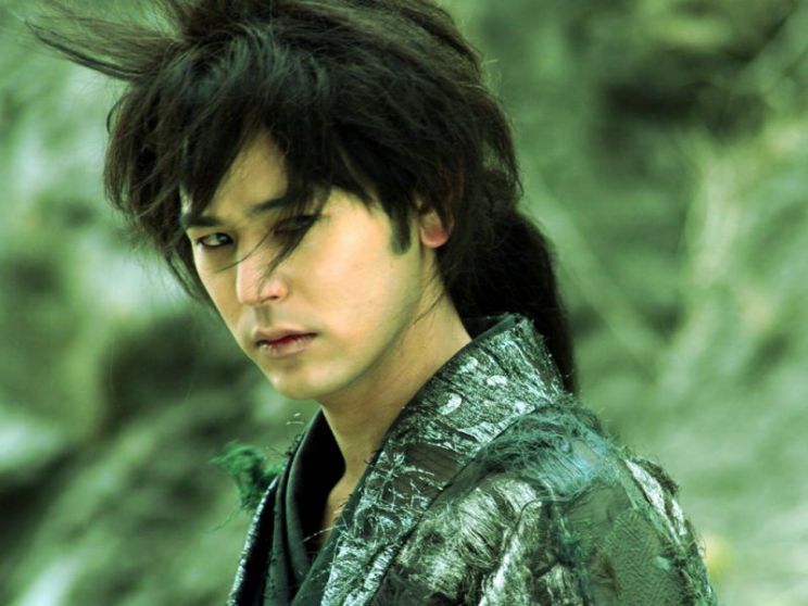 Satoshi Tsumabuki
