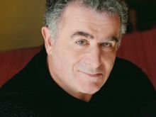 Saul Rubinek