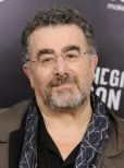 Saul Rubinek