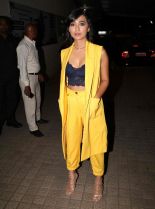 Sayani Gupta #1727263 picture (Portrait Medium)