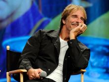 Scott Bakula