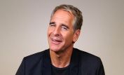 Scott Bakula