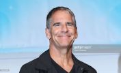 Scott Bakula