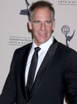 Scott Bakula