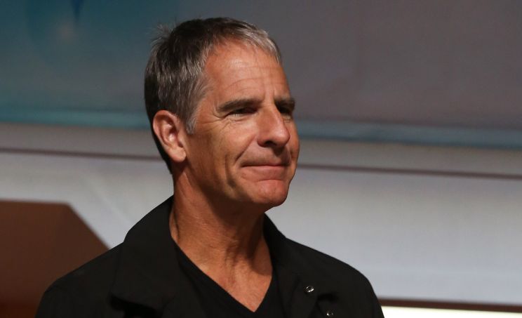 Scott Bakula