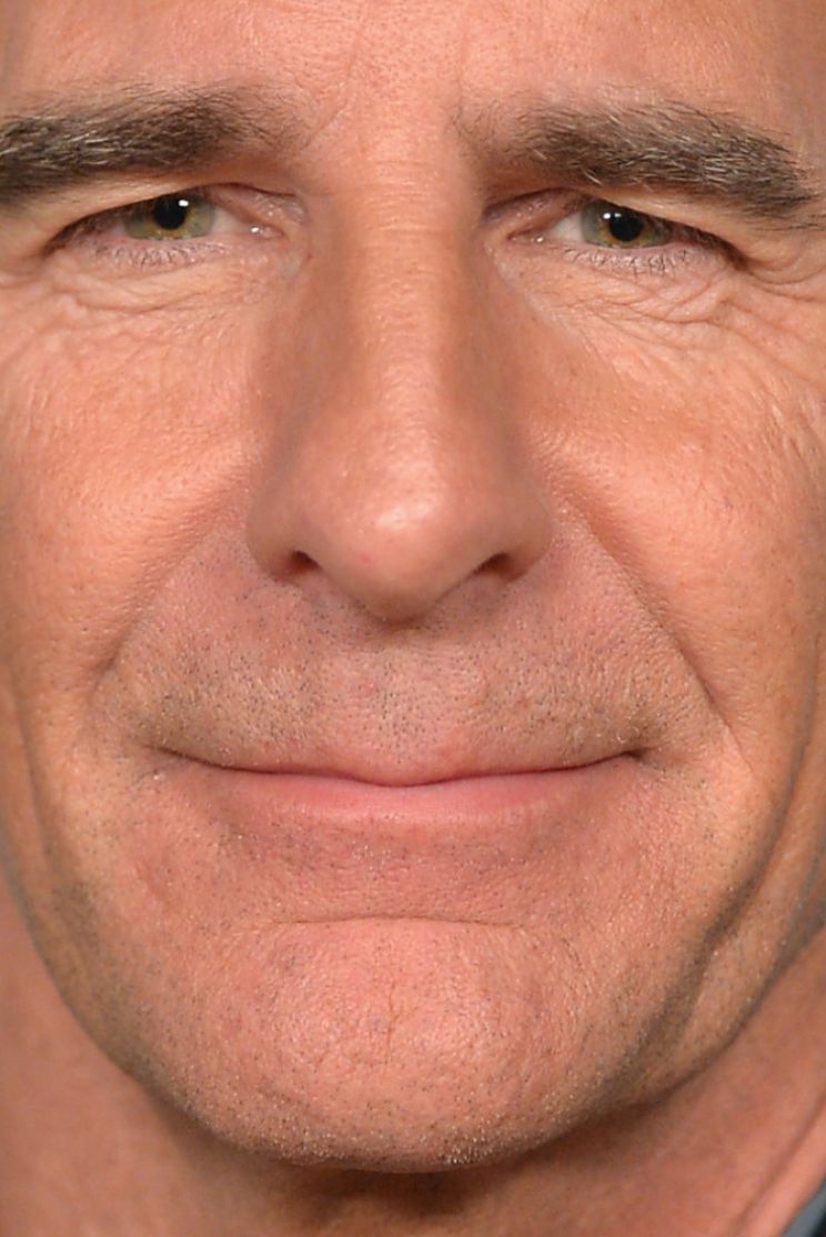 Scott Bakula