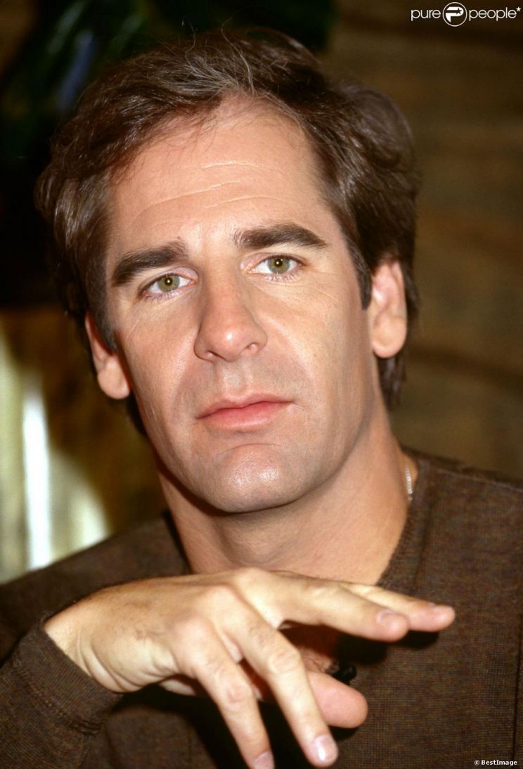 Scott Bakula