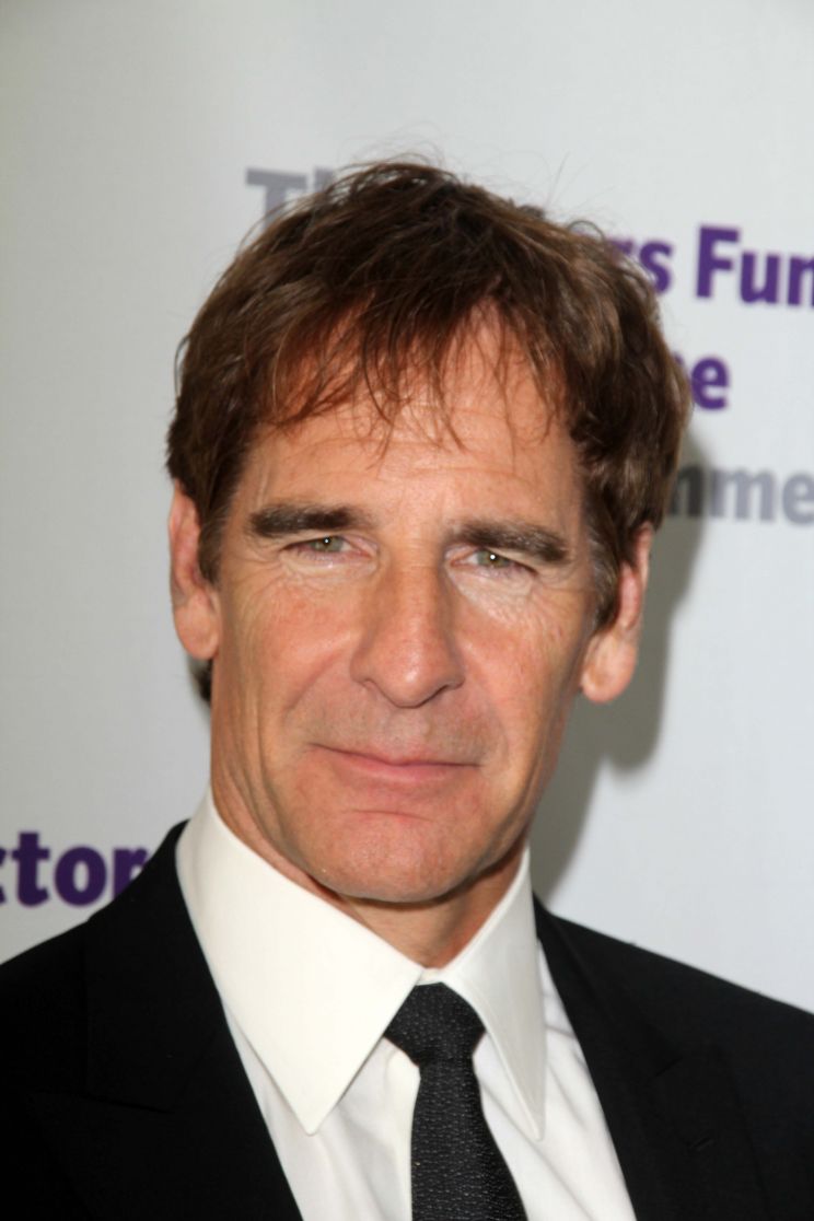 Scott Bakula