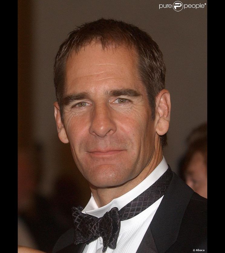 Scott Bakula