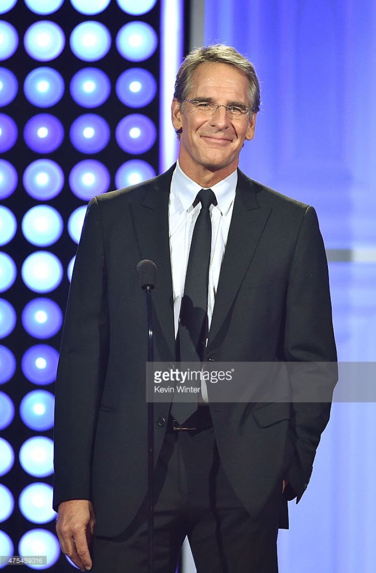 Scott Bakula